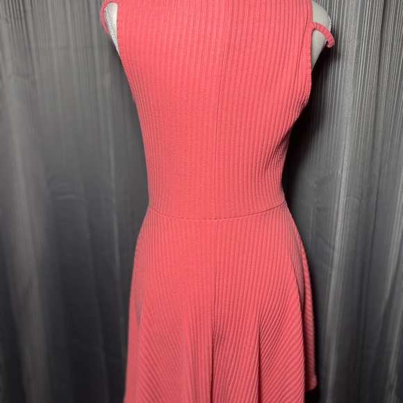 baby pink mini dress - Picture 7 of 12